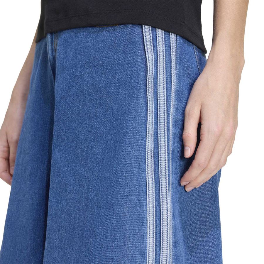 W Firebird jorts denim short in jeans da donna Adidas | KD2915X